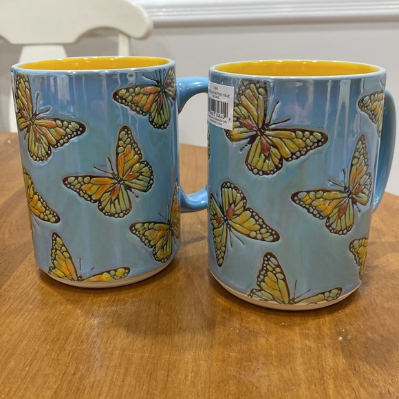 Spectrum Other - NWT. Spectrum, set of 2, 16oz., ceramic mugs.